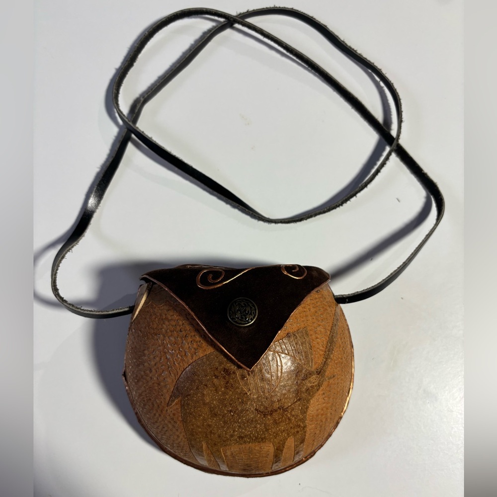 1/2 coconut crossbody Jamaican carved elephant bag. Unique gold‎ details. Kawall